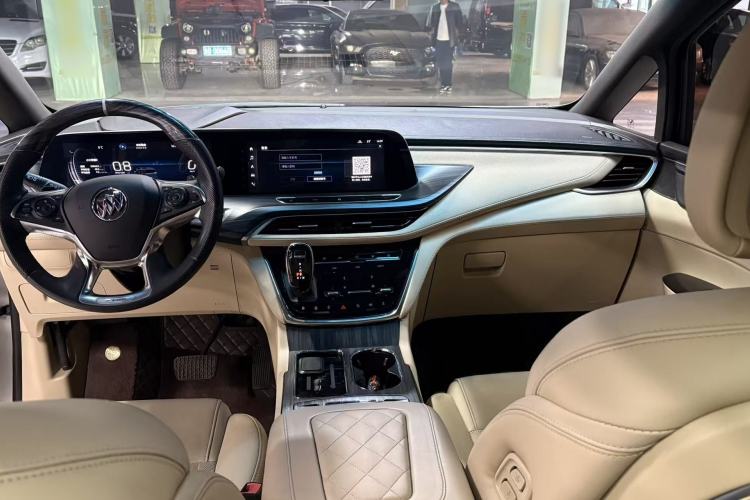 Used Buick GL8 2022 ES Landtrek 653T Flagship Model Interior 2