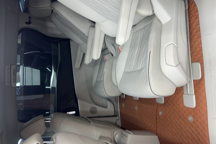 Used Buick GL8 2022 Land Business Class 652T Luxury Model Interior 3