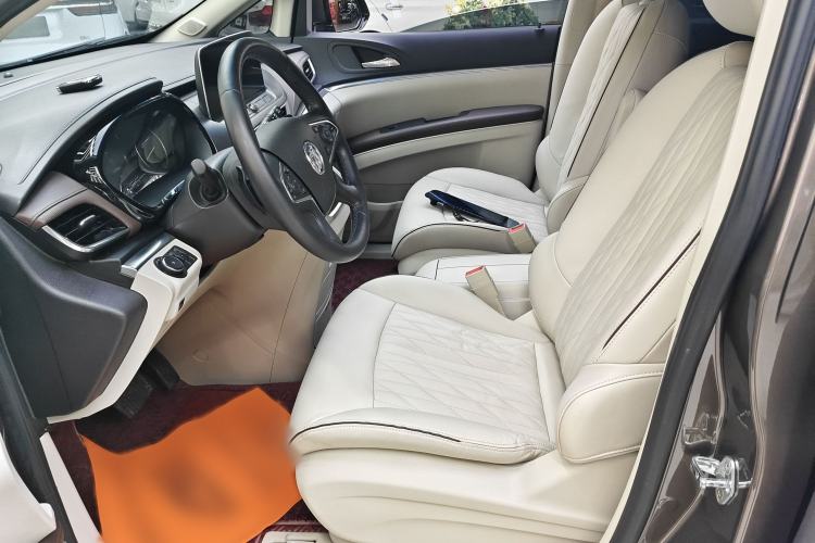 Used Buick GL8 2022 Land Business Class 652T Luxury Model Interior 4