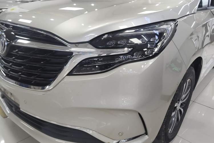 Used Buick GL8 2022 ES Landtrek 653T Luxury Edition Left Front Headlight