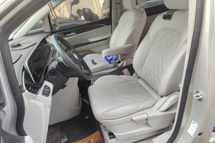 Used Buick GL8 2022 ES Landtrek 653T Comfort Edition Left Front Seat