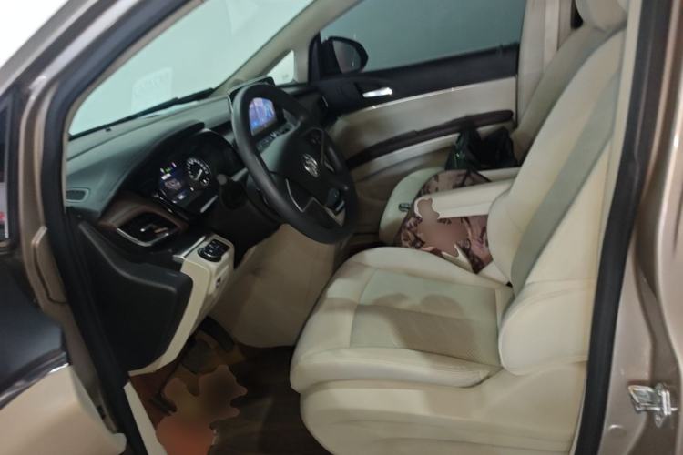 Used Buick GL8 2022 Land Cruiser Executive Class 652T Comfort Model Left Front Seat