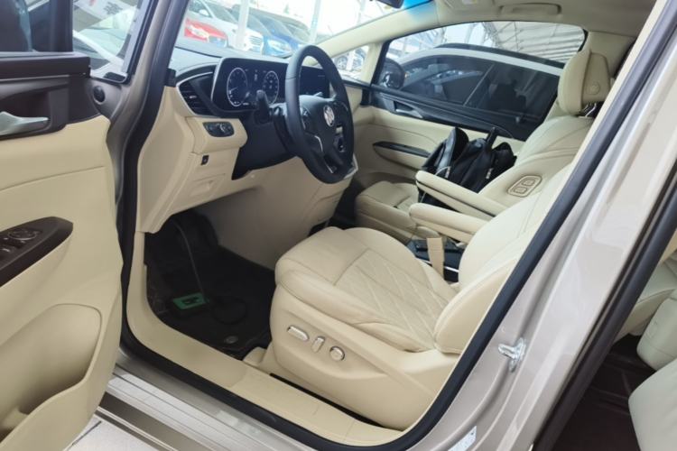 Used Buick GL8 2022 ES Land Cruiser 653T Luxury Model Left Front Seat