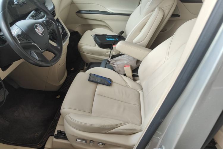 Used Buick GL8 2022 ES Landtrek 653T Luxury Edition Left Front Seat