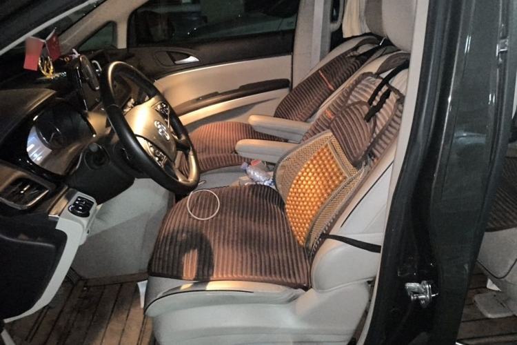 Used Buick GL8 2022 Land Business Class 652T Luxury Model Left Front Seat