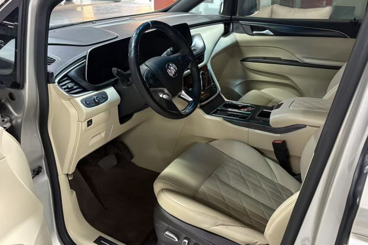 Used Buick GL8 2022 ES Landtrek 653T Flagship Model Left Front Seat