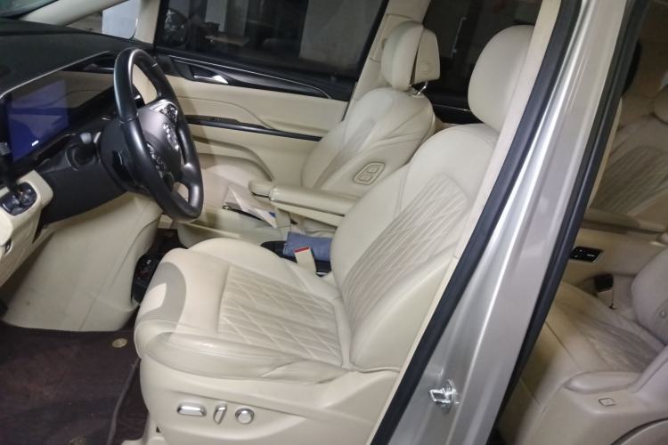 Used Buick GL8 2022 ES Land Cruiser 653T Luxury Model Left Front Seat