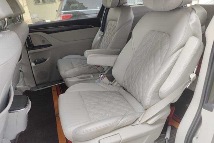 Used Buick GL8 2022 ES Landtrek 653T Comfort Edition Left Rear Seat