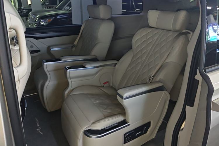 Used Buick GL8 2022 ES Landtrek 653T Comfort Edition Left Rear Seat