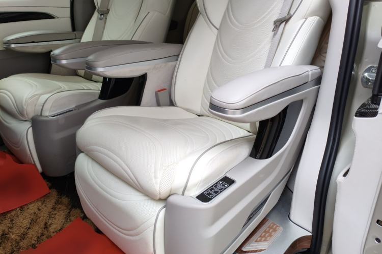 Used Buick GL8 2022 ES Landtrek 653T Comfort Edition Left Rear Seat
