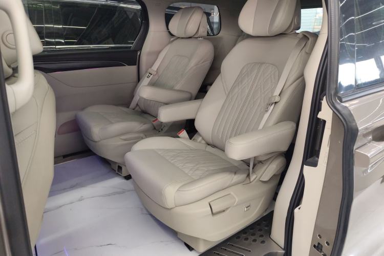 Used Buick GL8 2022 ES Landtrek 653T Comfort Edition Left Rear Seat