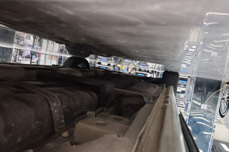 Used Buick GL8 2022 ES Land Cruiser 653T Luxury Model Left Side Sill
