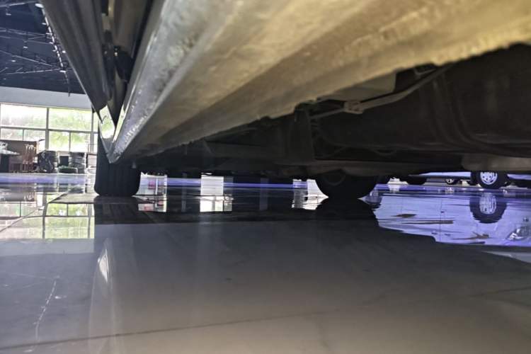 Used Buick GL8 2022 ES Landtrek 653T Comfort Edition Left Side Sill