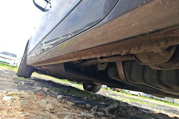 Used Buick GL8 2022 Land Business Class 652T Luxury Model Left Side Sill