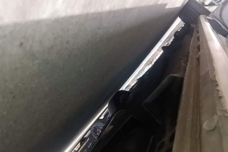 Used Buick GL8 2022 ES Landtrek 653T Luxury Edition Left Side Sill
