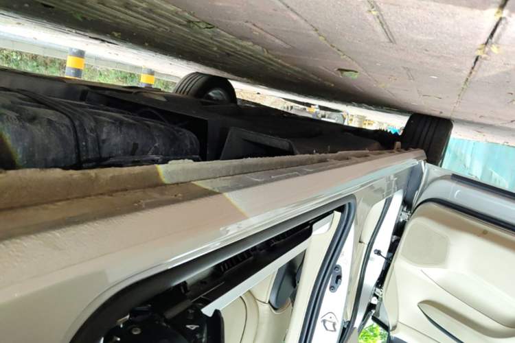 Used Buick GL8 2022 ES Land Cruiser 653T Luxury Model Left Side Sill