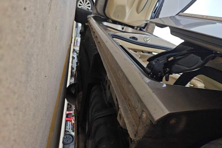 Used Buick GL8 2022 ES Landtrek 653T Flagship Model Left Side Sill