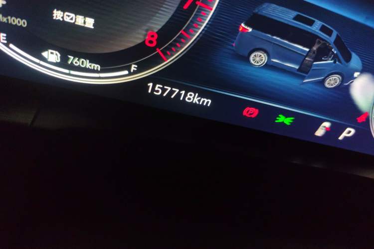 Used Buick GL8 2022 ES Landtrek 653T Comfort Edition Odometer Close Up