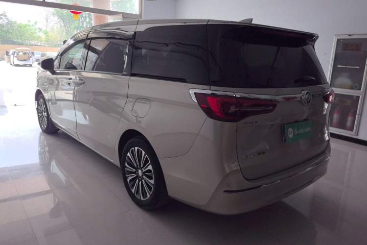 Used Buick GL8 2022 ES Land Cruiser 653T Luxury Model Rear Left 45 Deg