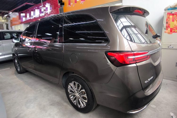Used Buick GL8 2022 Land Cruiser Executive Class 652T Comfort Model Rear Left 45 Deg
