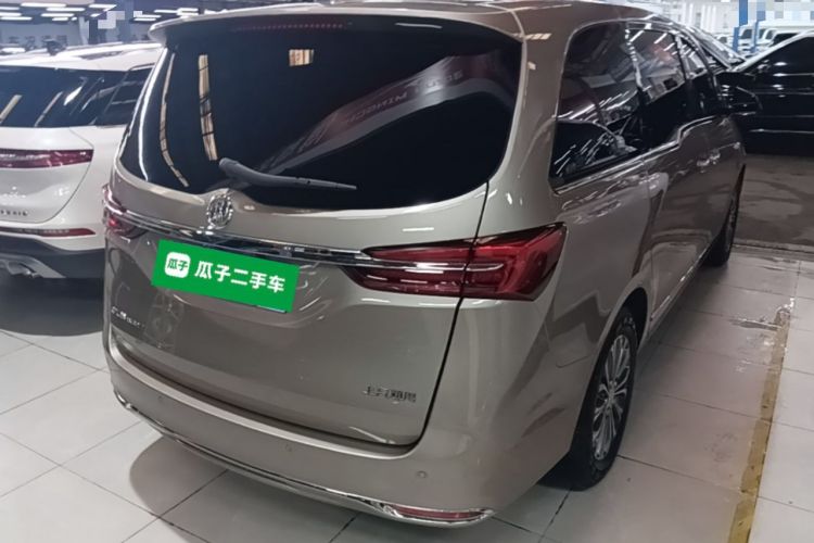 Used Buick GL8 2022 Land Business Class 652T Luxury Model Rear Right 45 Deg