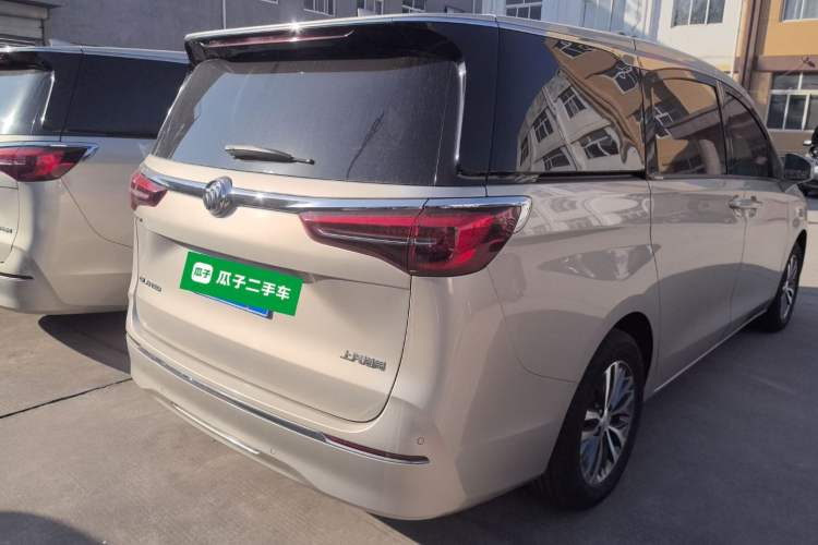 Used Buick GL8 2022 ES Landtrek 653T Comfort Edition Rear Right 45 Deg