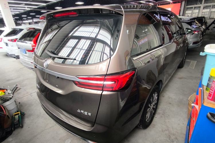 Used Buick GL8 2022 Land Cruiser Executive Class 652T Comfort Model Rear Right 45 Deg