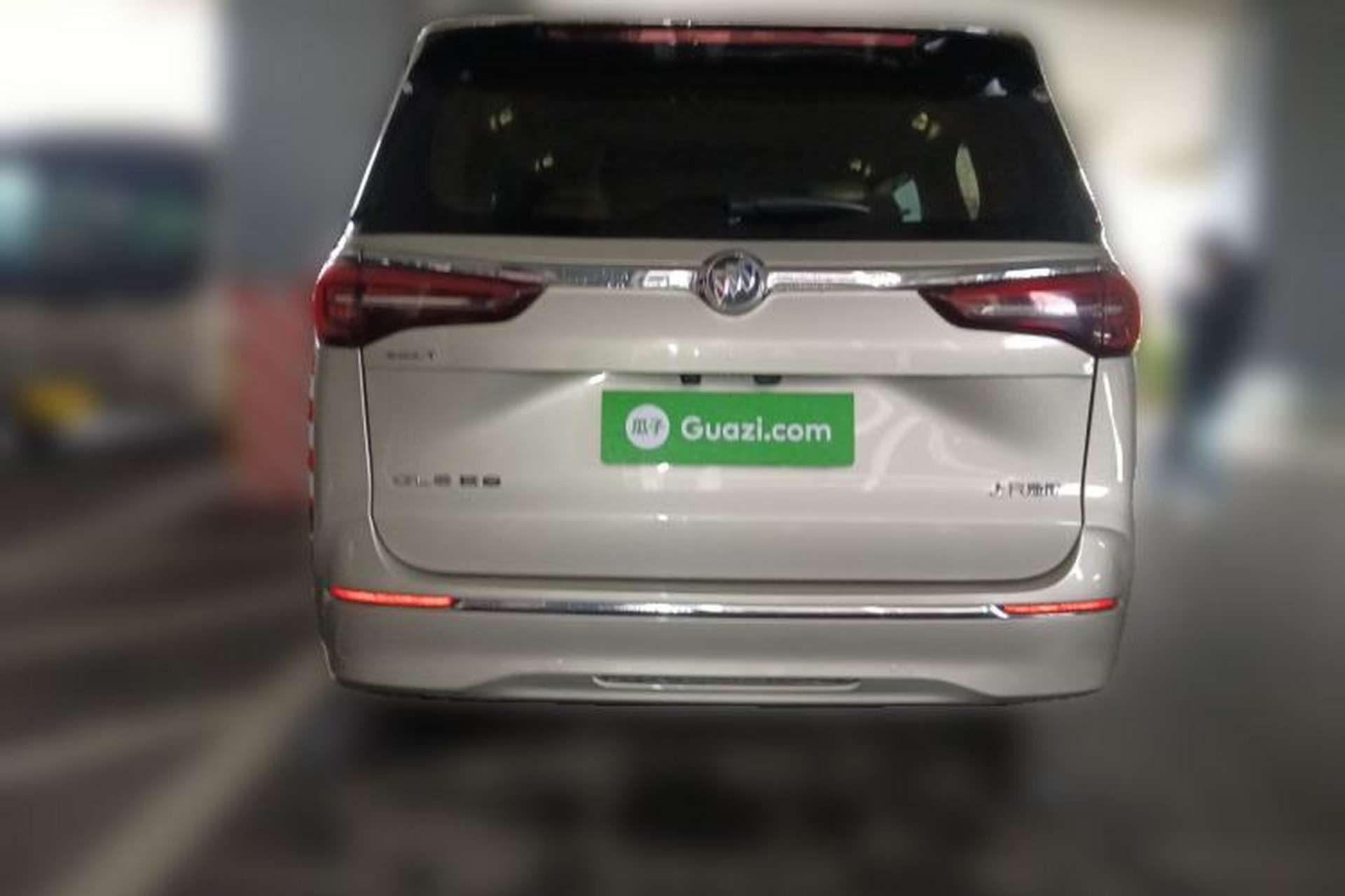 Used Buick GL8 2022 ES Land Cruiser 653T Luxury Model Rear