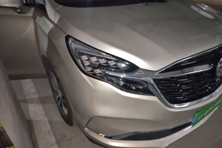 Used Buick GL8 2022 ES Landtrek 653T Luxury Edition Right Front Headlight