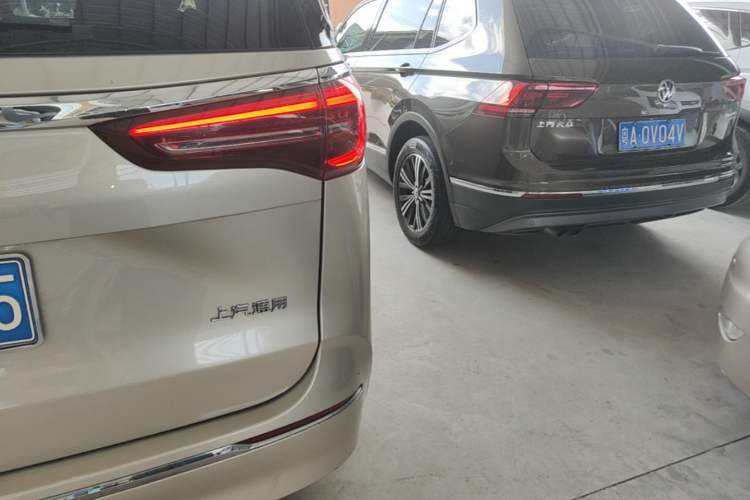 Used Buick GL8 2022 ES Landtrek 653T Luxury Edition Right Rear Taillight