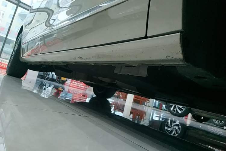 Used Buick GL8 2022 ES Landtrek 653T Flagship Model Right Side Sill
