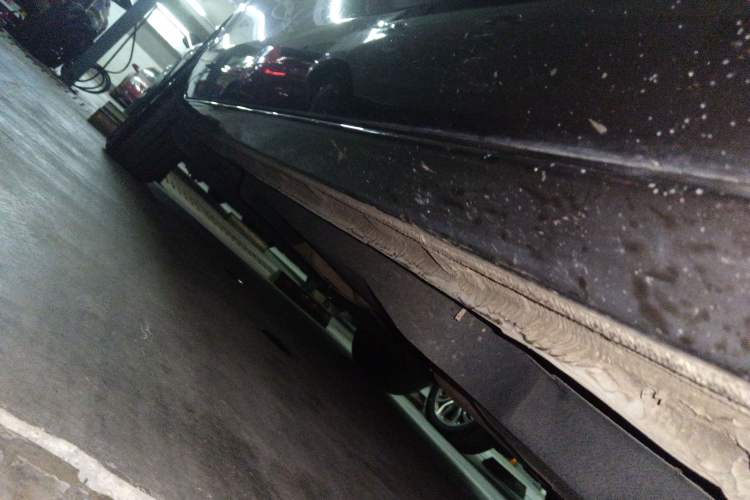 Used Buick GL8 2022 Land Cruiser Executive Class 652T Comfort Model Right Side Sill