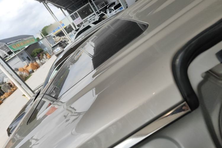 Used Buick GL8 2022 ES Landtrek 653T Luxury Edition Roof