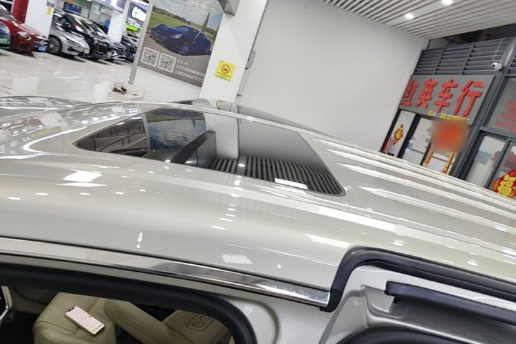 Used Buick GL8 2022 ES Landtrek 653T Luxury Edition Roof