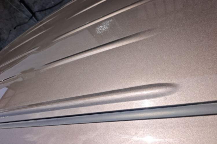 Used Buick GL8 2022 Land Cruiser Executive Class 652T Comfort Model Roof