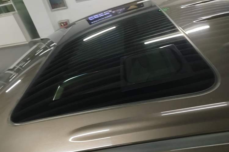 Used Buick GL8 2022 Land Business Class 652T Luxury Model Roof
