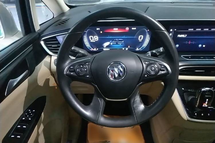 Used Buick GL8 2022 ES Landtrek 653T Flagship Model Steering Wheel