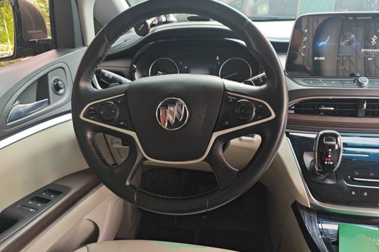 Used Buick GL8 2022 Land Business Class 652T Luxury Model Steering Wheel
