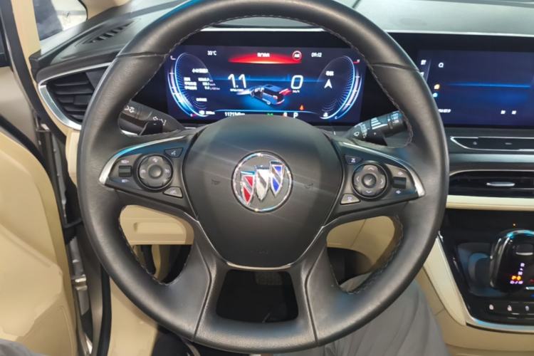 Used Buick GL8 2022 ES Landtrek 653T Luxury Edition Steering Wheel