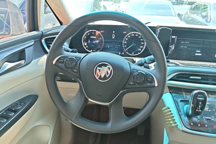 Used Buick GL8 2022 ES Landtrek 653T Comfort Edition Steering Wheel