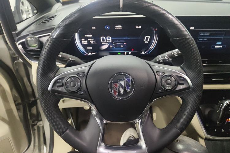 Used Buick GL8 2022 ES Landtrek 653T Flagship Model Steering Wheel