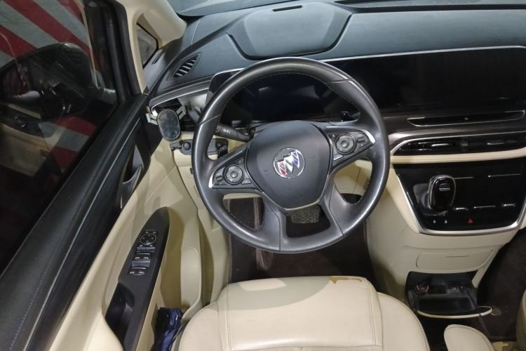 Used Buick GL8 2022 ES Land Cruiser 653T Luxury Model Steering Wheel