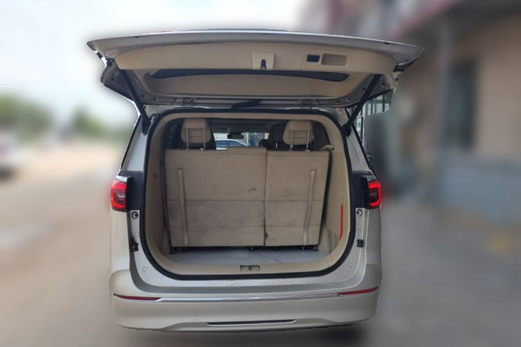 Used Buick GL8 2022 ES Land Cruiser 653T Luxury Model Trunk