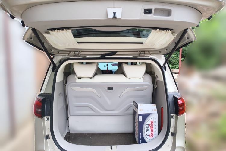 Used Buick GL8 2022 ES Landtrek 653T Comfort Edition Trunk