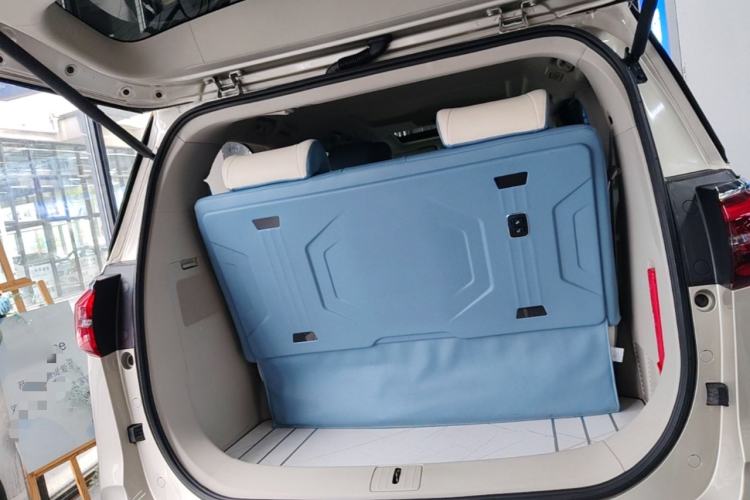 Used Buick GL8 2022 ES Landtrek 653T Comfort Edition Trunk