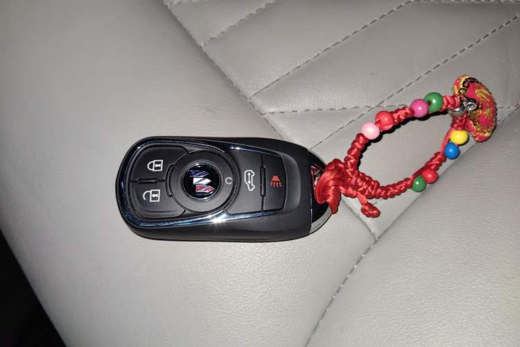 Used Buick GL8 2022 Land Business Class 652T Luxury Model Vehicle Key
