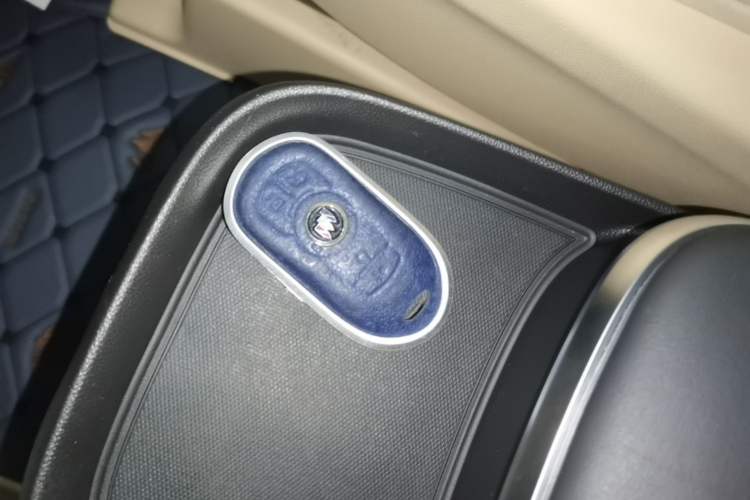 Used Buick GL8 2022 ES Landtrek 653T Luxury Edition Vehicle Key