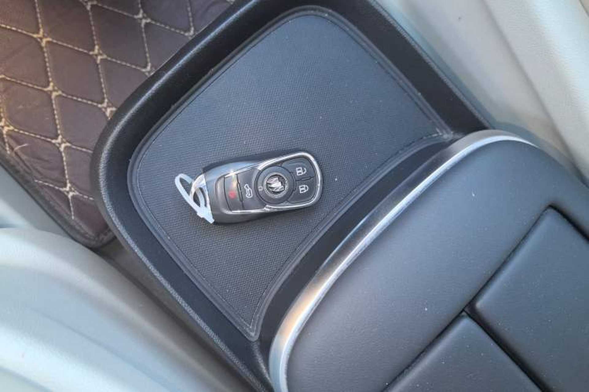 Used Buick GL8 2022 ES Landtrek 653T Comfort Edition Vehicle Key