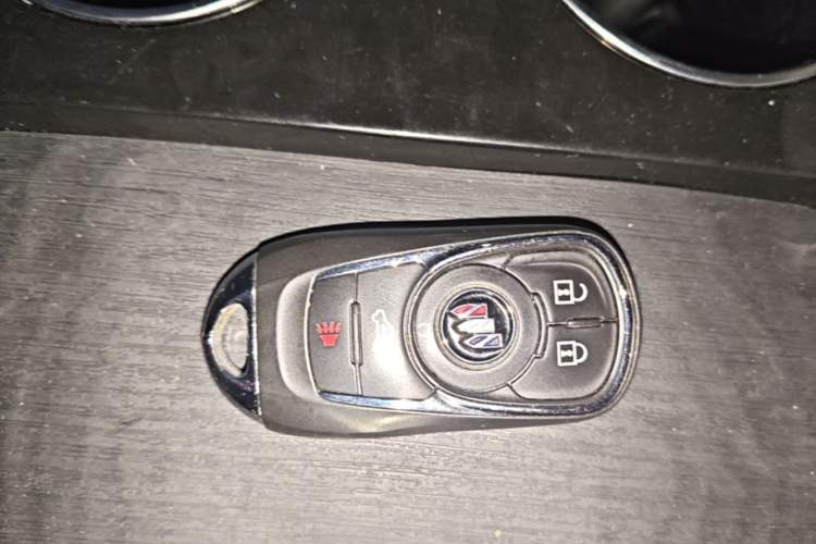 Used Buick GL8 2022 ES Landtrek 653T Comfort Edition Vehicle Key