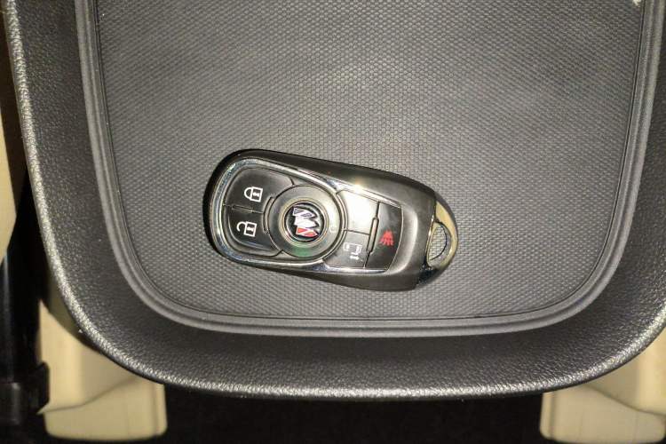 Used Buick GL8 2022 ES Landtrek 653T Luxury Edition Vehicle Key